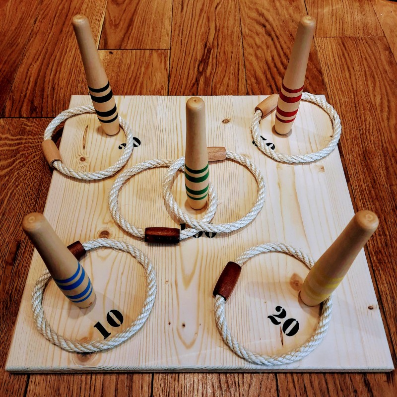 Jeu de lancer d'anneaux en bois du Jura