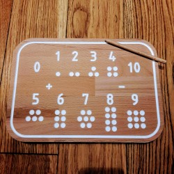 Planche de traçage Montessori "Chiffres" en bois brut - Fraise et Bois